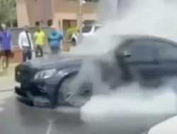 В Австралии мужчина выиграл машину за 11 млн и случайно сжег ее. Видео