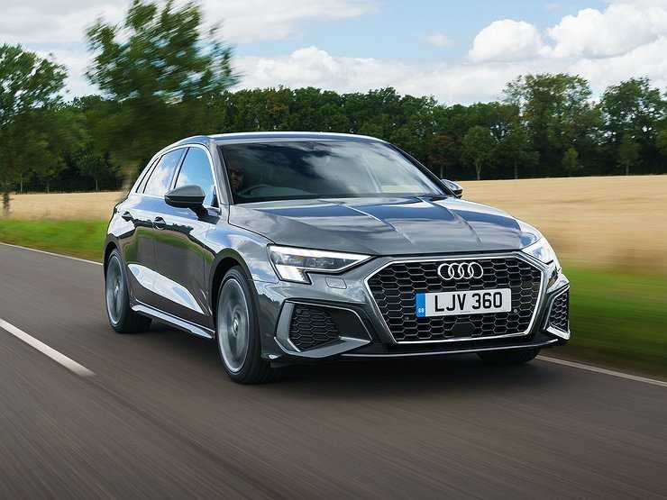 10 самых провальных автомобилей в России