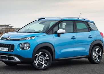 10 самых провальных автомобилей в России