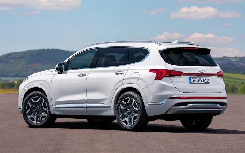 Стали известны подробности о моторах нового Hyundai Santa Fe для России