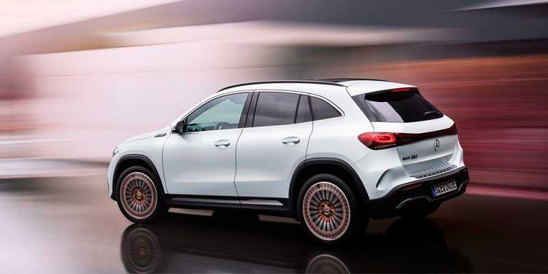 Mercedes-Benz представил новый кроссовер EQA