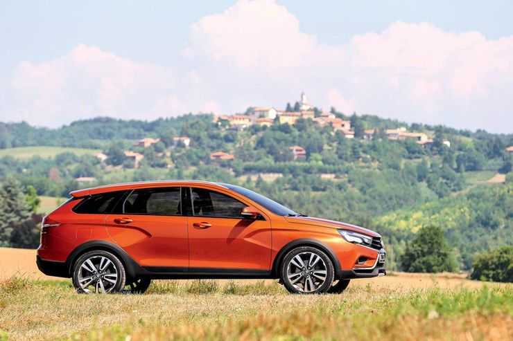 5 самых популярных универсалов в России