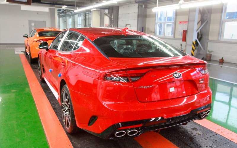
            Kia назвала сроки появления обновленного Stinger в России
        
