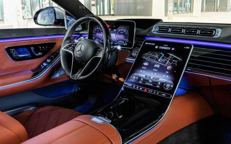 Глаз радуется. Топ-10 самых красивых приборок и медиасистем