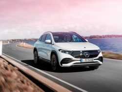 Mercedes-Benz представил новый кроссовер EQA