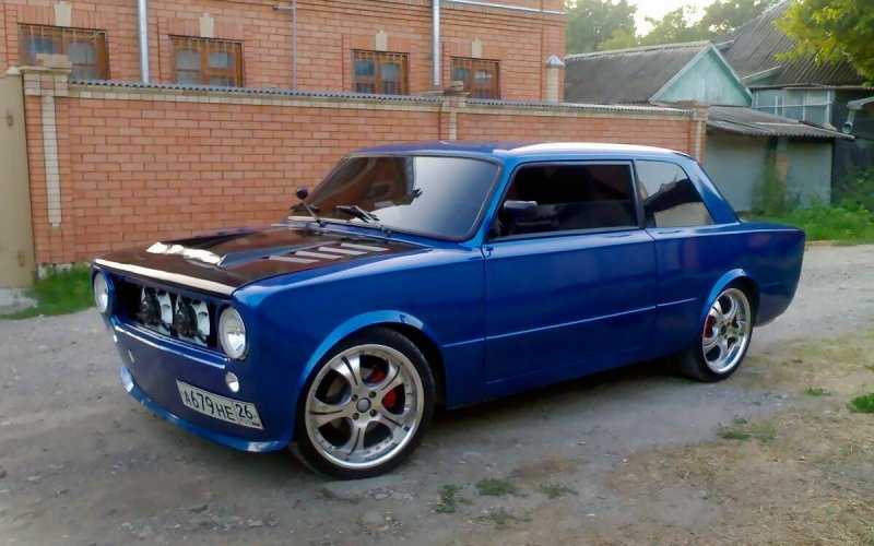 
            Для водителей хотят упростить процесс регистрации тюнинга
        