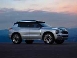 Новый Mitsubishi Outlander — 2021: подробности, фото, видео