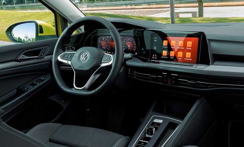 Глаз радуется. Топ-10 самых красивых приборок и медиасистем