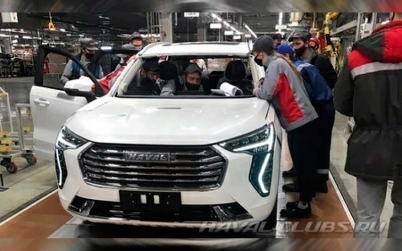 
            В Сети появились снимки нового кроссовера Haval для России
        