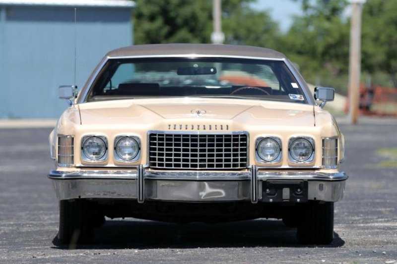 Ford хочет вернуть себе права на название Thunderbird