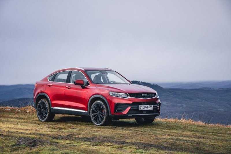 Geely Tugella стала доступнее в России: цены и подробности о новой комплектации