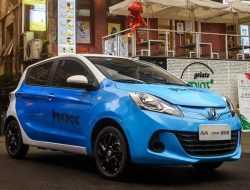 Китайцы начали продажи электрокара в полтора раза дешевле Lada Granta