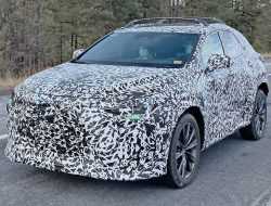 Кроссовер Lexus NX нового поколения проходит дорожные тесты