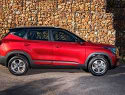 Кроссовер Seltos станет одним из первых Kia с новым логотипом