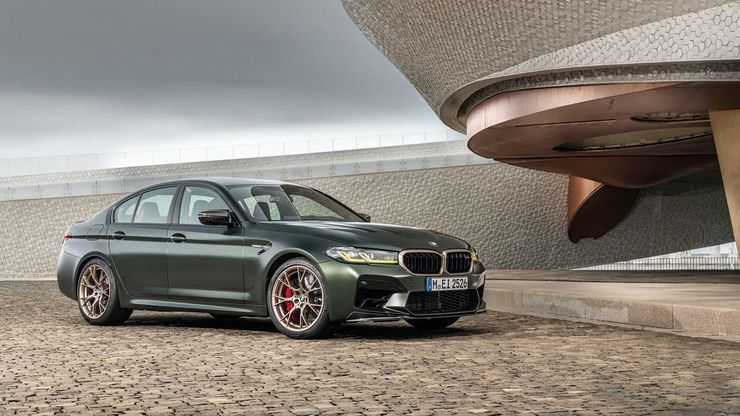 Мощнейший BMW M5 CS россиянам отдадут дешевле, чем немцам