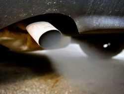 Новый президент США с первого дня ужесточил требования к автопроизводителям