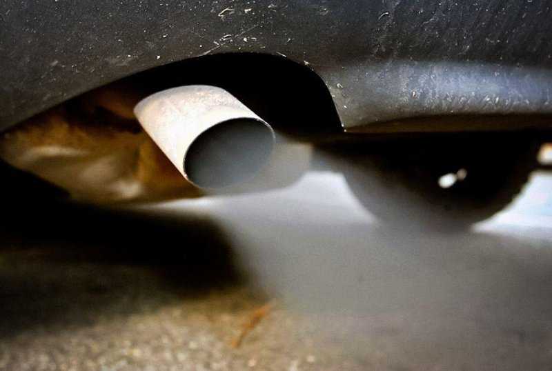 Новый президент США с первого дня ужесточил требования к автопроизводителям