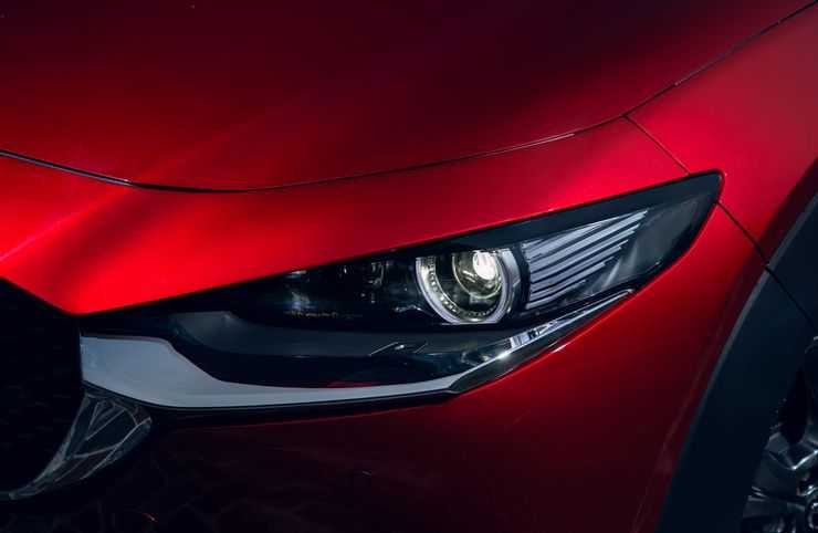 Первый тест-драйв кроссовера Mazda CX-30: драйва ради, кайфа для