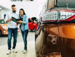 Почему в России еще долго будет дефицит новых автомобилей