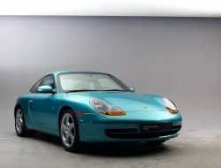 Посмотрите на единственный в мире Porsche 911 с заводской броней