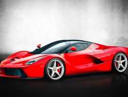 Посмотрите на самый дорогой автомобиль в России. Его стоимость – 244,7 миллиона рублей