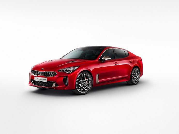 Продажи рестайлингового Kia Stinger в России стартуют весной 2021 года