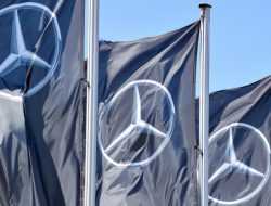 Mercedes отзывает 1,3 млн машин