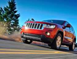 Jeep отзовет 7,5 тыс. внедорожников в России из-за риска остановки мотора