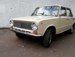 «Капсулу времени» ВАЗ-2101 оценили в миллион рублей. Фото