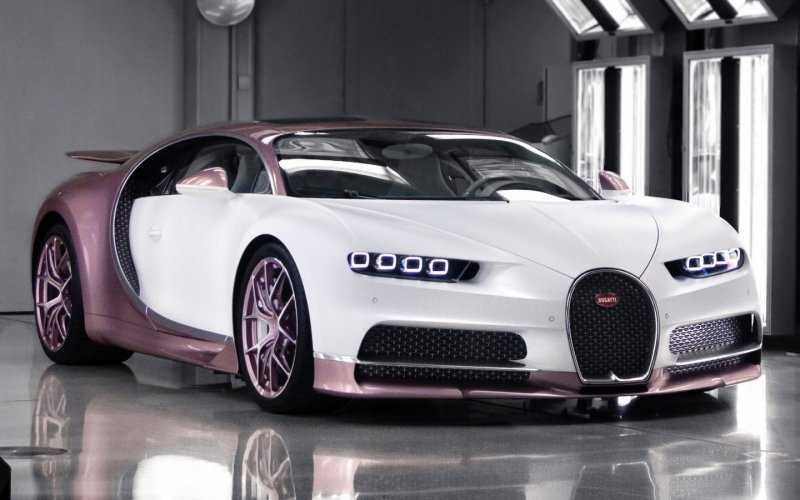 Британец подарил жене на 14 февраля уникальный Bugatti Chiron Sport. Фото