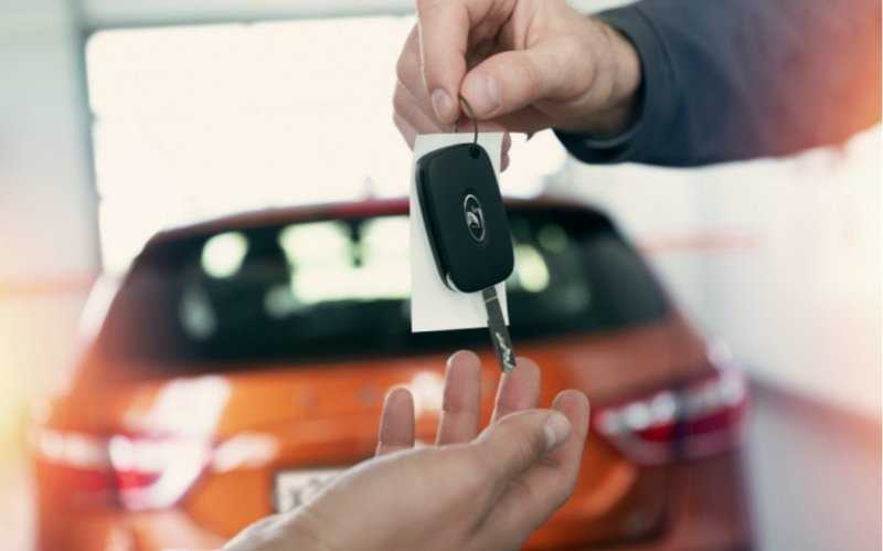 
            Дилеры сообщили о приостановке выдачи льготных автокредитов в России
        