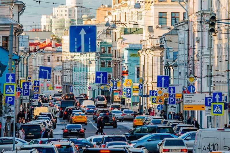 
            ГИБДД требует отменить нововведение для водителей. Оно касается знаков
        