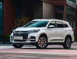 Флагманский кроссовер Chery Tiggo 8 получил в России новый мотор