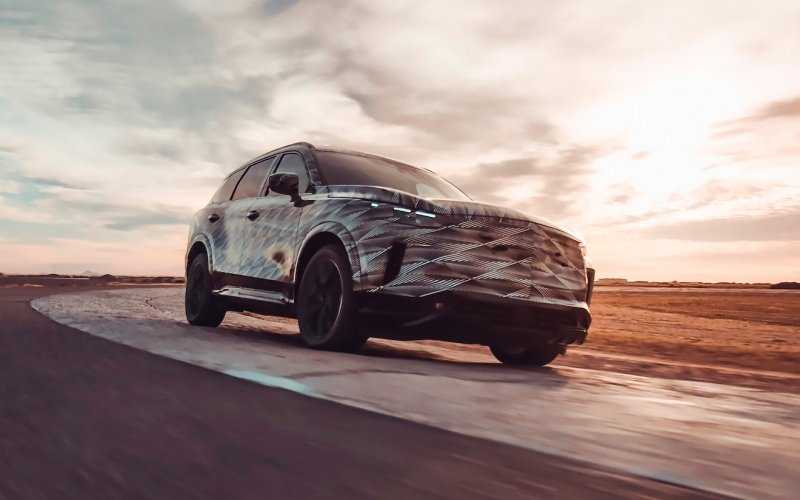 
            Land Cruiser 300, дешевый Volkswagen и другие. Главные премьеры весны
        