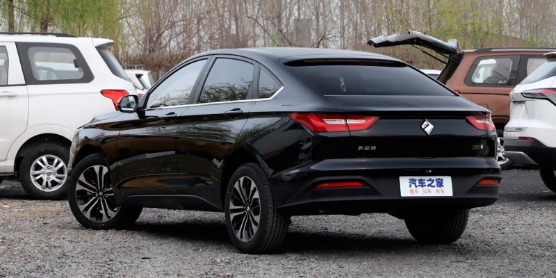 
            Девять последних новинок из Китая, которые удивили. Фото
        