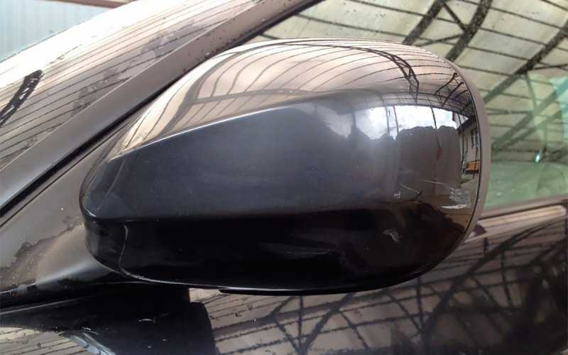 «С вас 10 тысяч за зеркало». Водители рассказали о новых автоподставах