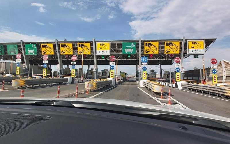 Россияне стали чаще ездить по платным трассам