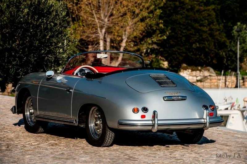 
            В Москве выставили на продажу 65-летний Porsche за ₽59 млн. Фото
        