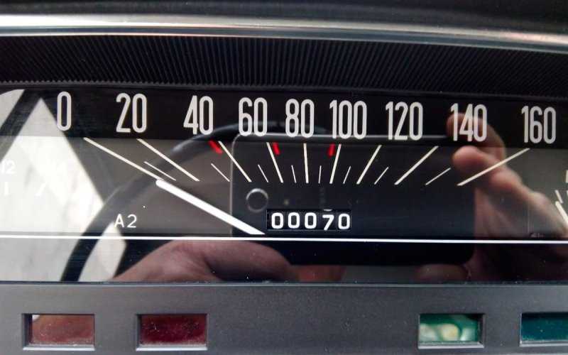 
            &laquo;Капсулу времени&raquo; ВАЗ-2101 оценили в миллион рублей. Фото
        