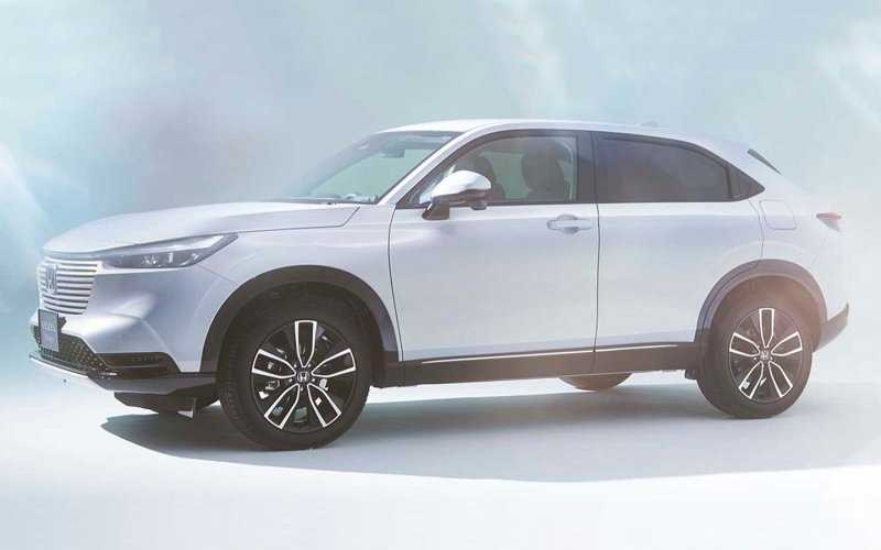 
            Honda представила кроссовер HR-V нового поколения
        