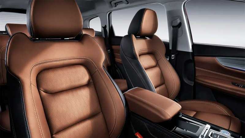 
            Chery показала салон нового флагманского кроссовера для России
        