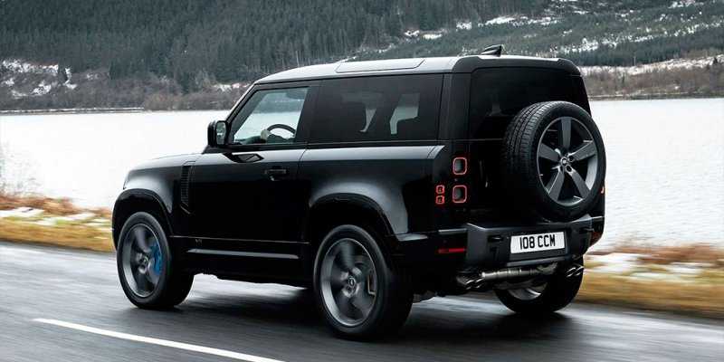 
            Land Rover выпустил самый мощный Defender нового поколения
        