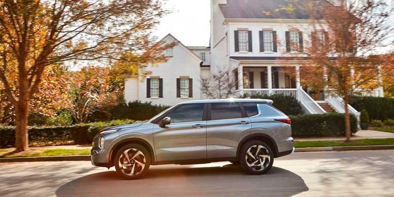 Mitsubishi представила кроссовер Outlander нового поколения