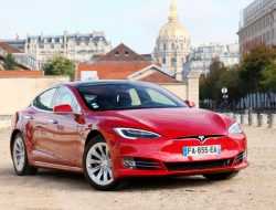 Tesla решила отозвать 135 тыс. электрокаров
