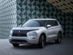 Автомобили Mitsubishi будут собирать на заводах Renault