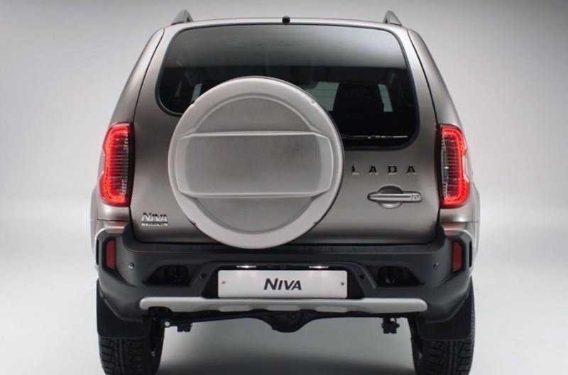 АвтоВАЗ запретил дилерам продавать задние фонари от новой Lada Niva Travel, и вот почему