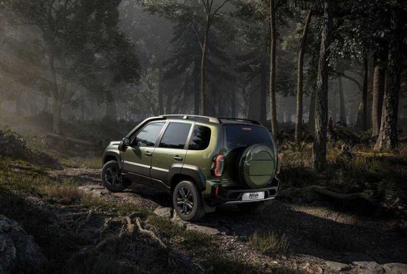 АвтоВАЗ запретил дилерам продавать задние фонари от новой Lada Niva Travel, и вот почему