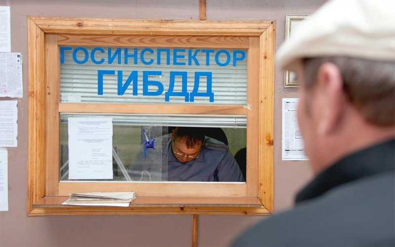 
            «Это будет болезненно». Водителям рассказали о новой системе техосмотра
        