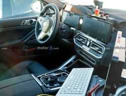 BMW готовит новый салон для кроссовера X6