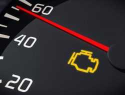 Большинство водителей игнорируют лампочку Check Engine